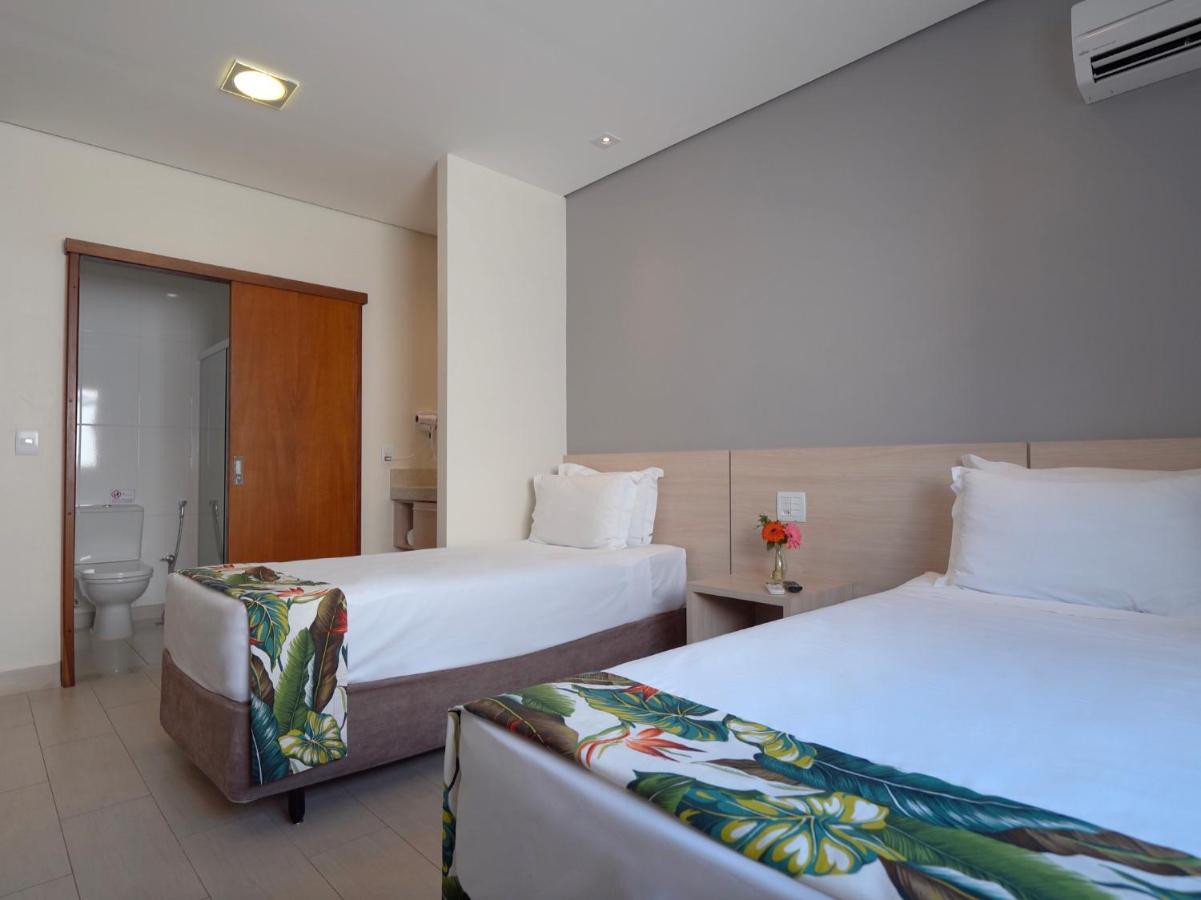 Valinhos Plaza Hotel ภายนอก รูปภาพ